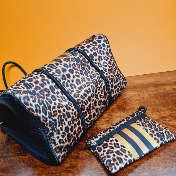 Leopard Print Tote Bag with Stripe Handbag Detachable Matching Pouch - Picture 9 of 10